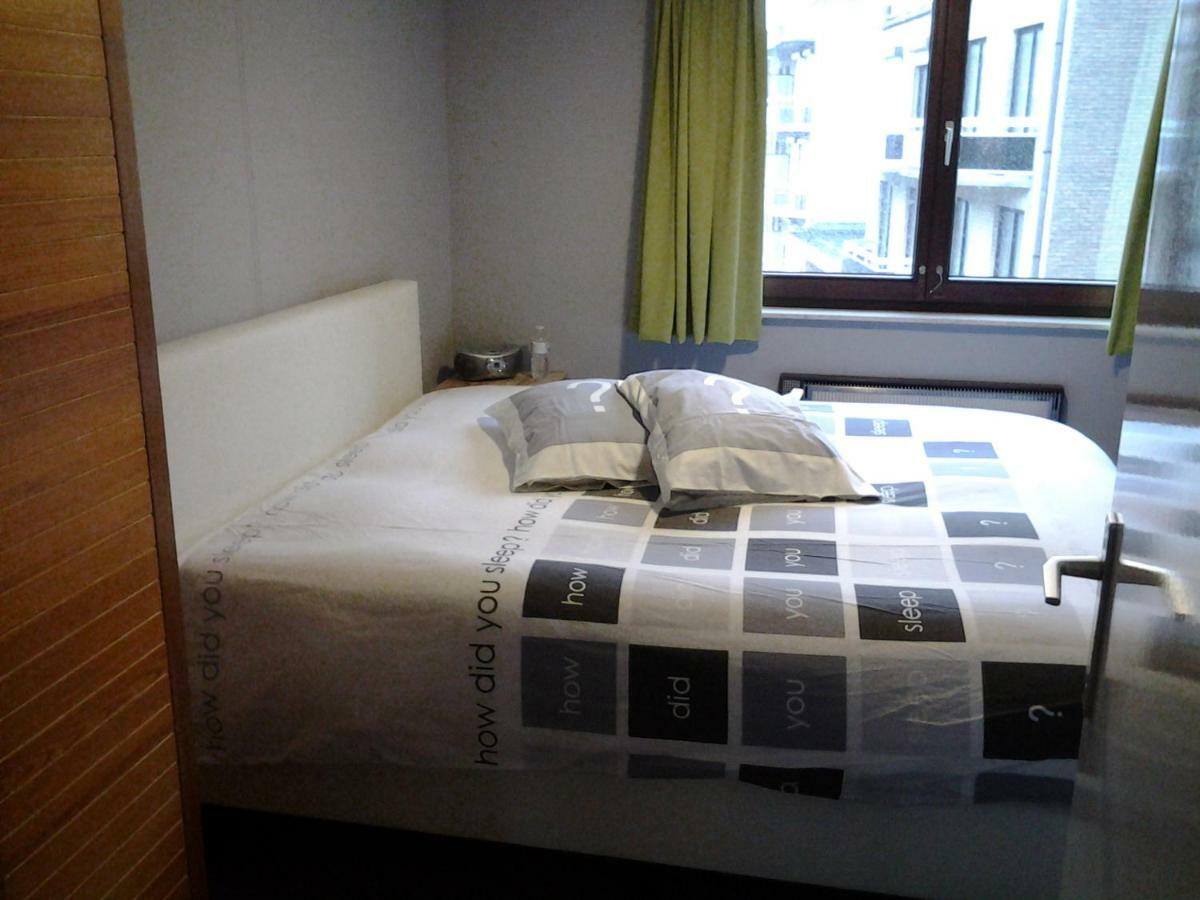 Zonnig Appartement Met Zeezicht Koksijde Luaran gambar